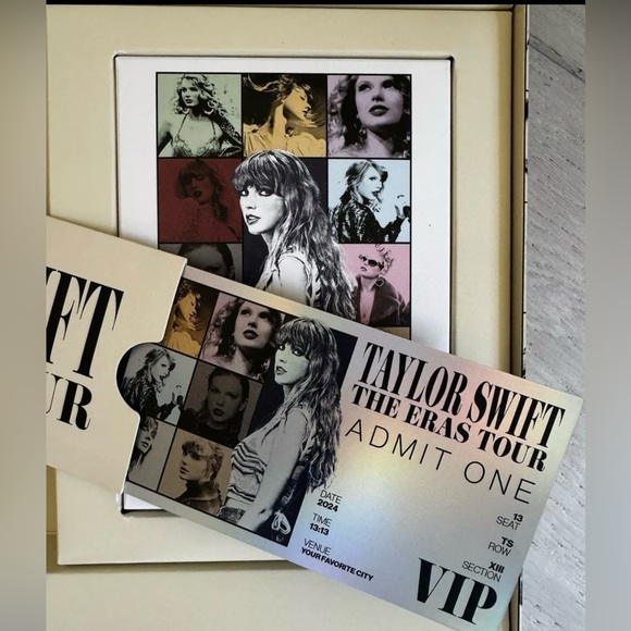 Taylor Swift VIP Box - Picture 4 of 5
